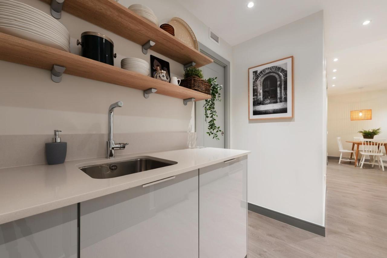 2 Bedrooms 1 Bathroom Furnished - Justicia - Executive Style - Mintystay Madrid Exterior foto